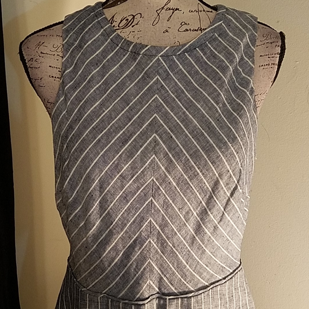 Dress by j crew - Picture 2 of 9